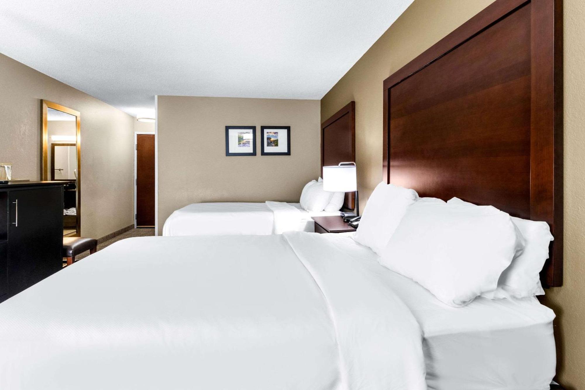 Comfort East 2* Evansville